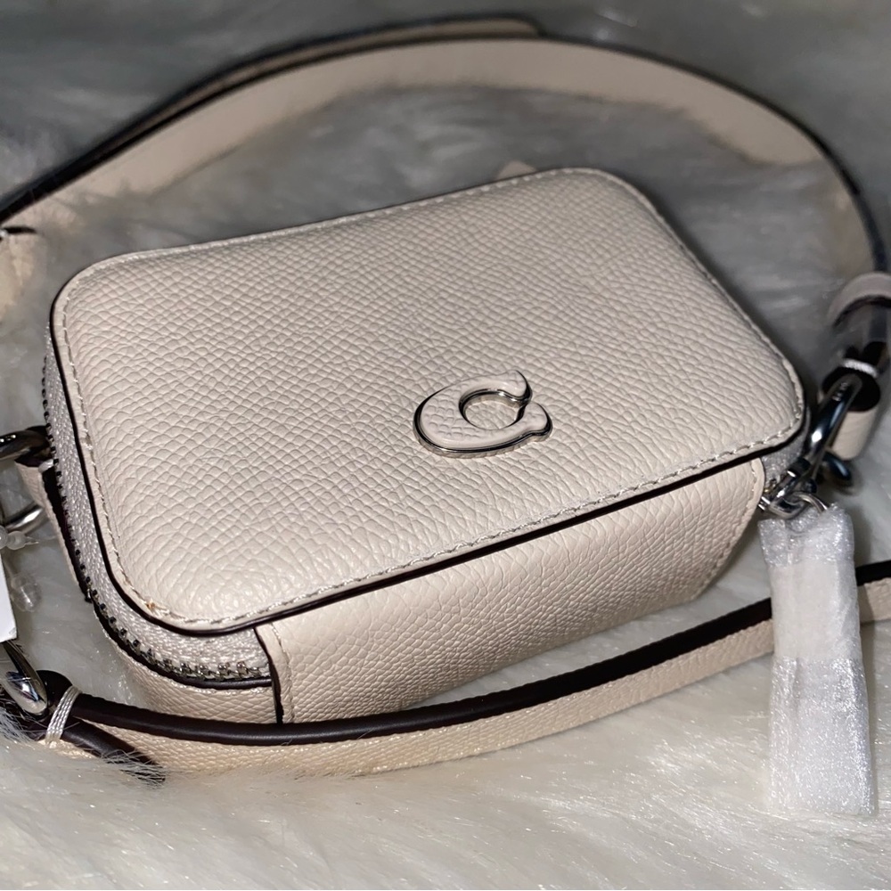 Coach leather crossbody pouch card case New - Picture 10 of 14